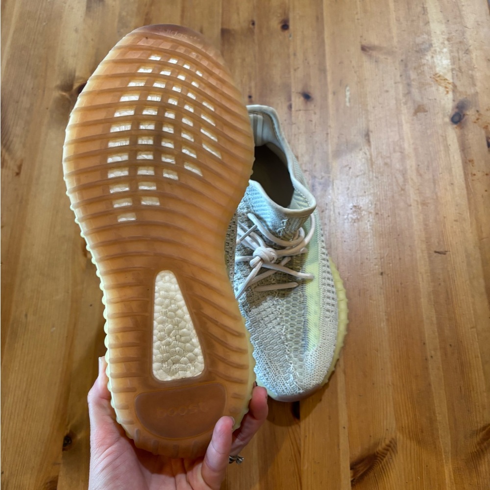 Yeezy 350 Citron - Men’s 8 - Picture 5 of 12